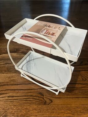 White Marble-Pattern 2-Tier Vanity Tray Organizer